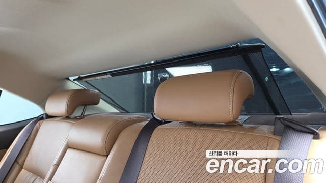 Lexus ES300h 2018 — Photo 16/34