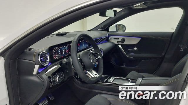 Mercedes-Benz CLA-Class 2025 — Фото 14/18