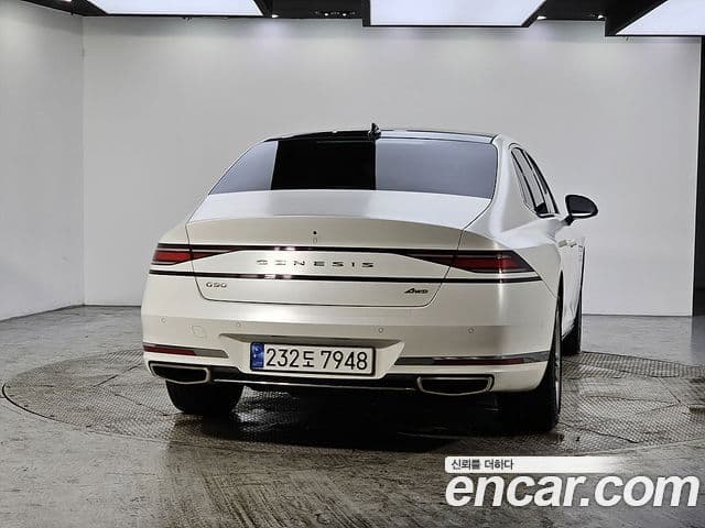 Genesis G90 2023 — Şəkil 14/18