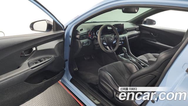 Hyundai Veloster 2020 — Фото 10/20