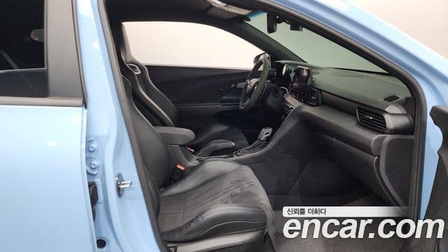 Hyundai Veloster 2020 — Şəkil 8/30