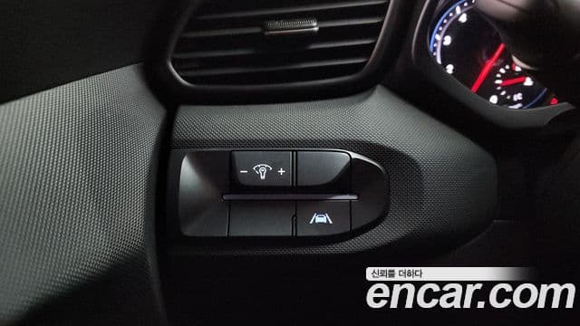 Hyundai Veloster 2020 — Şəkil 27/30