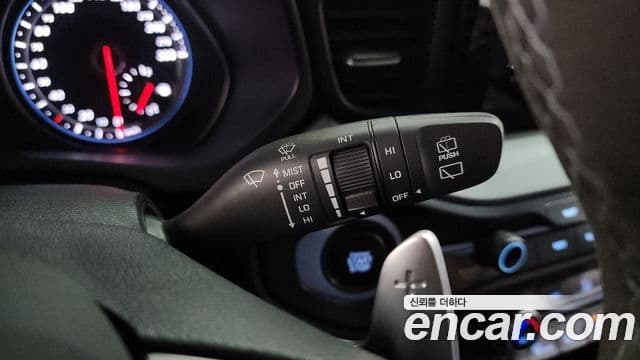 Hyundai Veloster 2020 — Şəkil 4/30