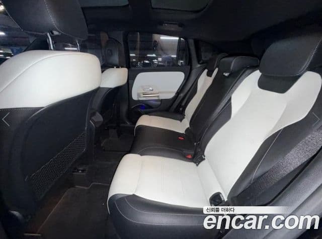 Mercedes-Benz GLA-Class 2020 — ფოტო 10/20