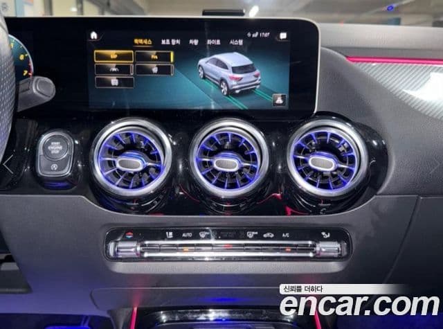 Mercedes-Benz GLA-Class 2020 — ფოტო 7/20