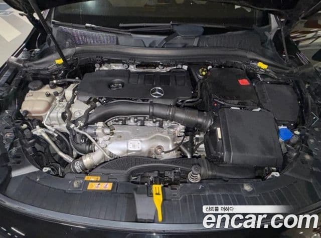 Mercedes-Benz GLA-Class 2020 — ფოტო 19/20
