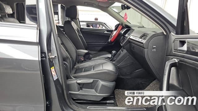 Volkswagen Tiguan Allspace 2020 — Şəkil 29/39