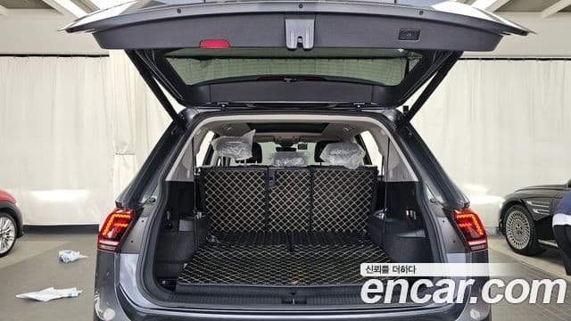 Volkswagen Tiguan Allspace 2020 — Şəkil 23/39