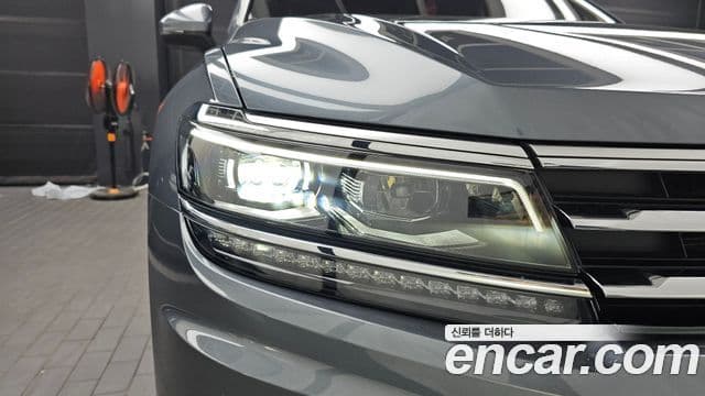 Volkswagen Tiguan Allspace 2020 — Şəkil 37/39