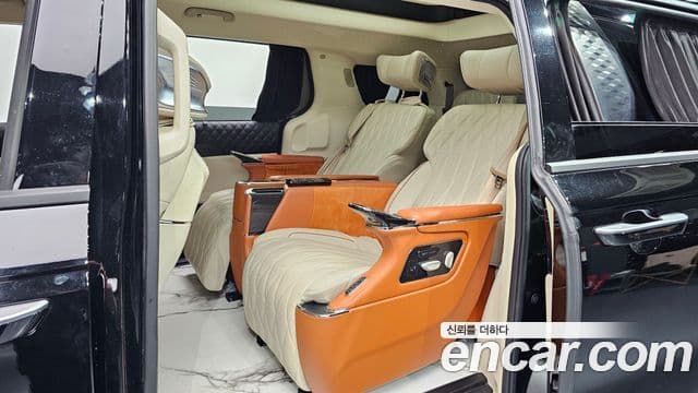 Kia Carnival 2022 — Şəkil 18/20