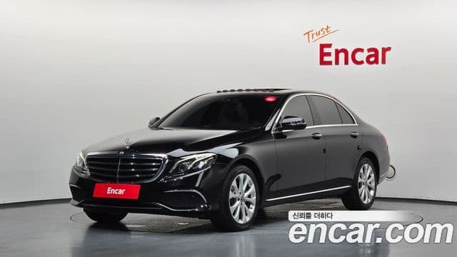 Mercedes-Benz E-Class 2019 — Фото 20/20