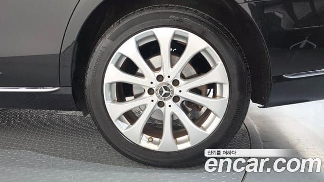 Mercedes-Benz E-Class 2019 — Şəkil 1/34