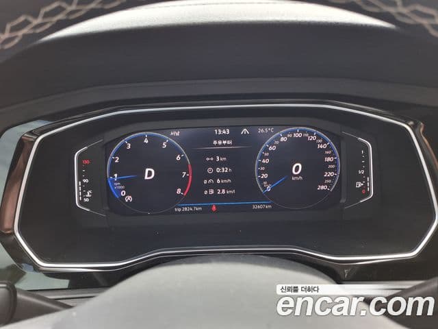 Volkswagen Jetta 2023 — Şəkil 16/20