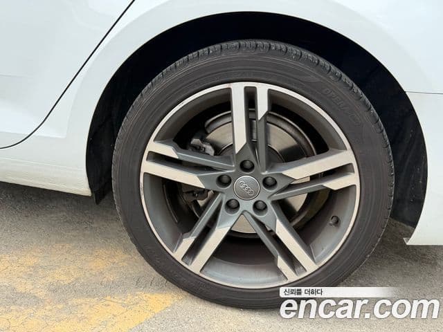 Audi A4 2019 — Şəkil 3/11