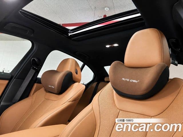 BMW 3 Series 2025 — Фото 10/14