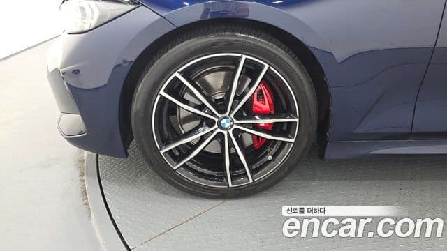 BMW 3 Series 2022 — фото 5 из 20