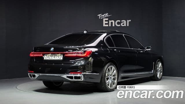 BMW 7 Series 2020 — Şəkil 2/20