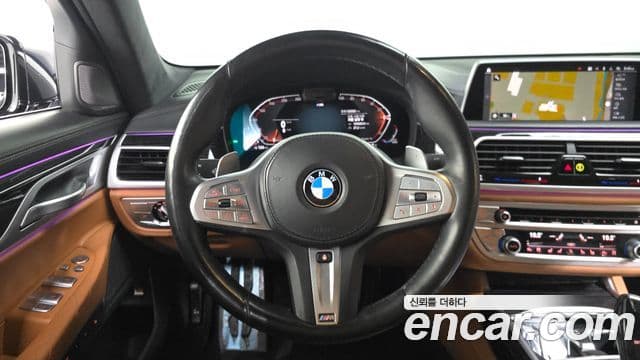 BMW 7 Series 2021 — Фото 13/20