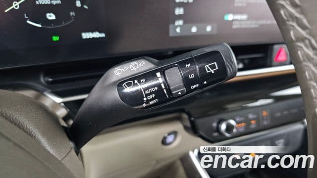 Kia Carnival 2025 — Фото 16/20