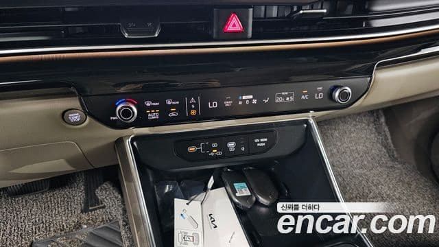Kia Carnival 2025 — Фото 20/20