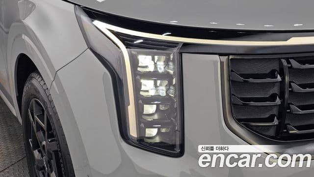 Kia Carnival 2025 — Photo 27/35