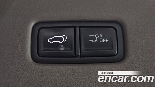 Kia Carnival 2025 — Photo 4/35