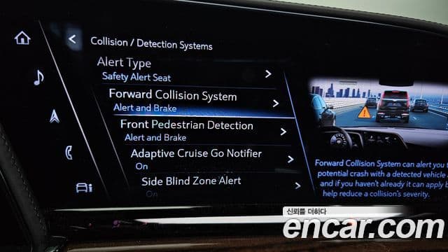 Cadillac Escalade 2021 — Фото 17/20