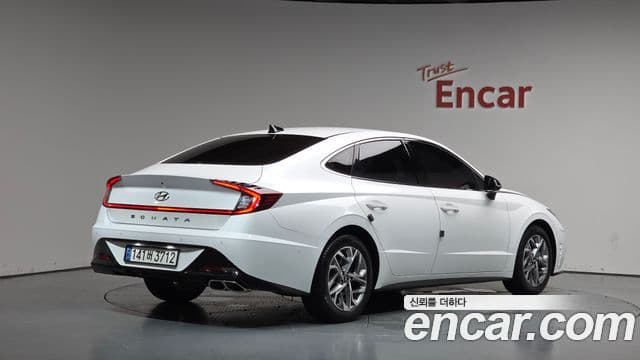 Hyundai Sonata 2020 — Фото 2/20