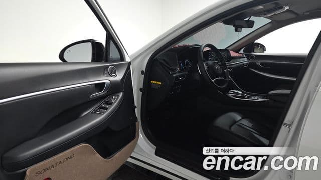 Hyundai Sonata 2020 — Фото 10/20