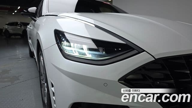 Hyundai Sonata Hybrid 2020 — ფოტო 18/36