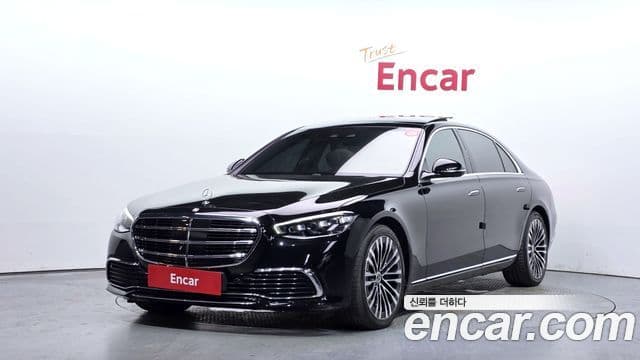 Mercedes-Benz S-Class 2022 — Photo 21/33
