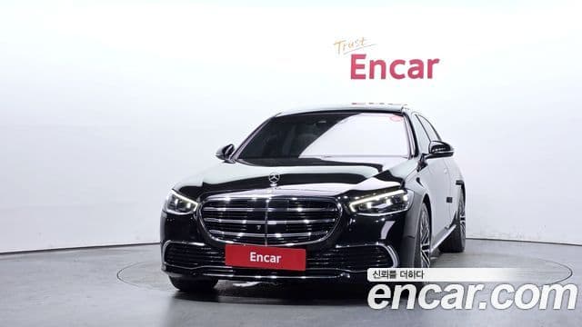 Mercedes-Benz S-Class 2022 — Photo 25/33