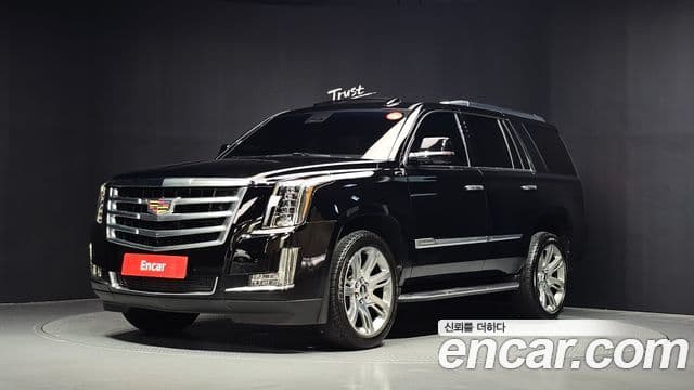 Cadillac Escalade 2018 — Photo 2/20