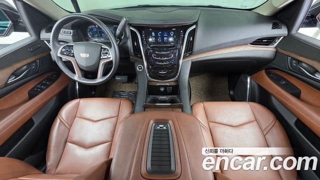 Cadillac Escalade 2018 — Photo 9/20