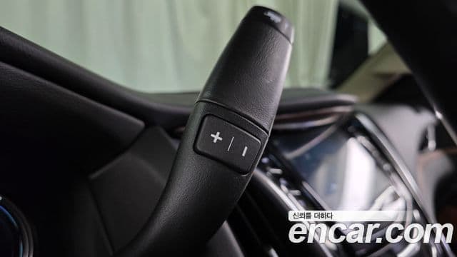 Cadillac Escalade 2018 — Photo 13/20