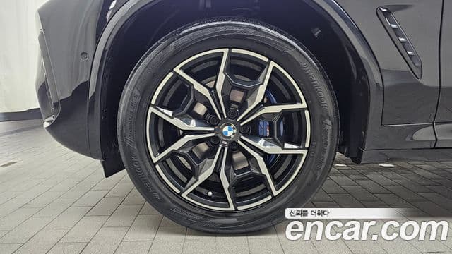 BMW X4 2023 — Фото 5/20