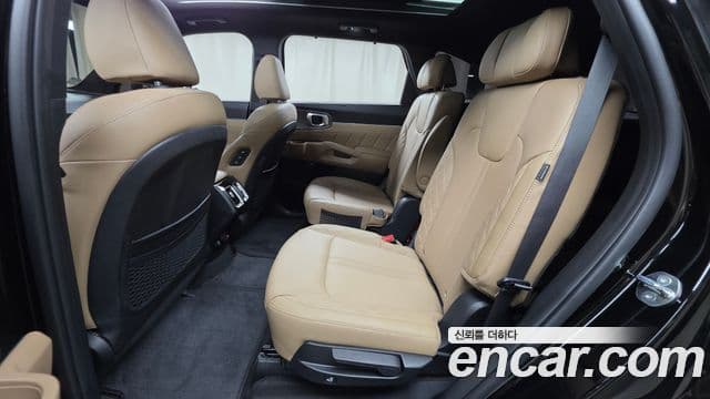 Kia Sorento 2024 — Фото 12/20