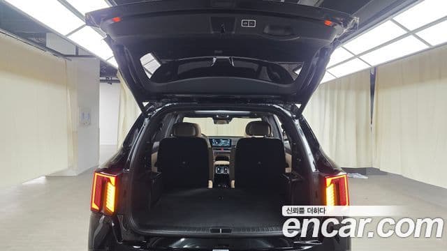 Kia Sorento 2024 — Фото 18/20