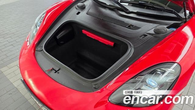 Porsche 718 Boxster 2020 — Фото 6/20