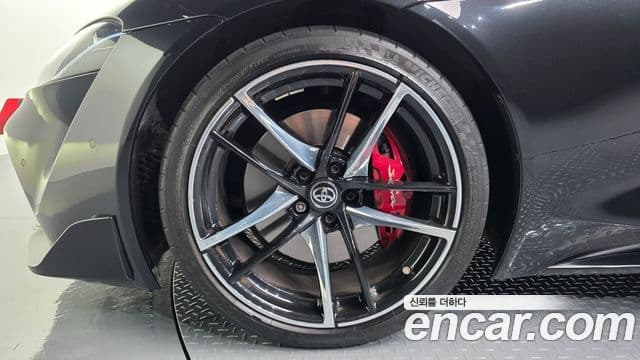 Toyota Supra 2021 — ფოტო 23/32