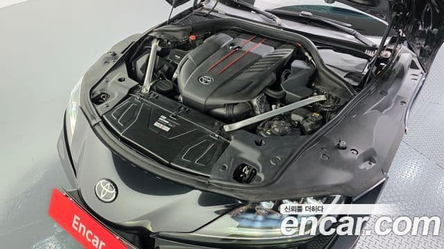 Toyota Supra 2021 — ფოტო 25/32