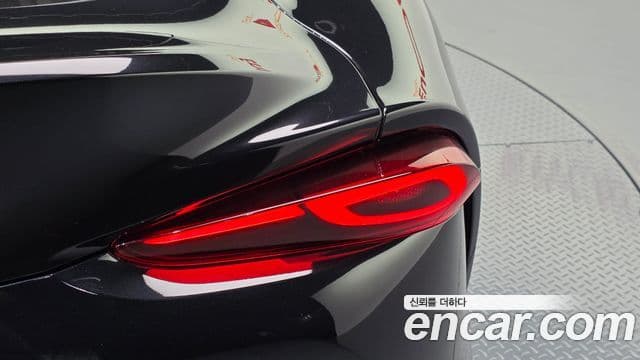 Toyota Supra 2021 — ფოტო 29/32