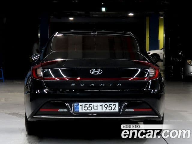 Hyundai Sonata 2021 — Фото 3/20