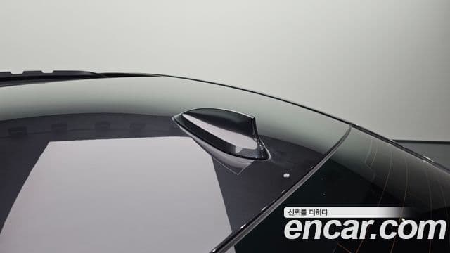 BMW 5 Series 2020 — Şəkil 16/35