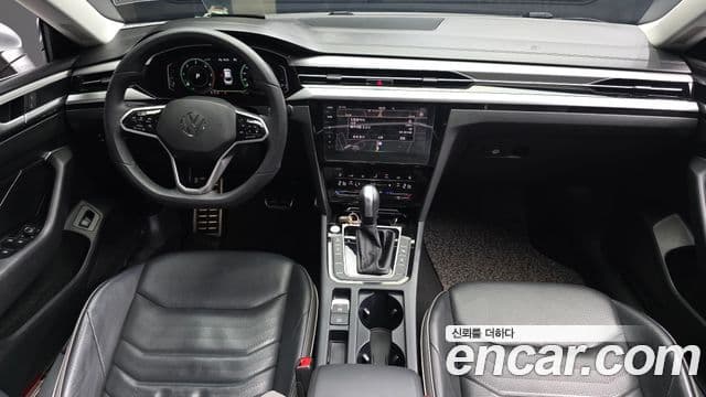 Volkswagen Arteon 2022 — Photo 18/20