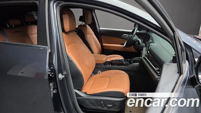 Kia Sportage 2023 — Фото 12/20