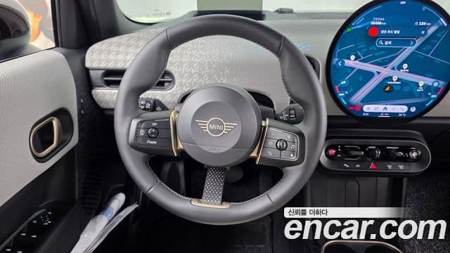 Mini Cooper S 2025 — ფოტო 13/20