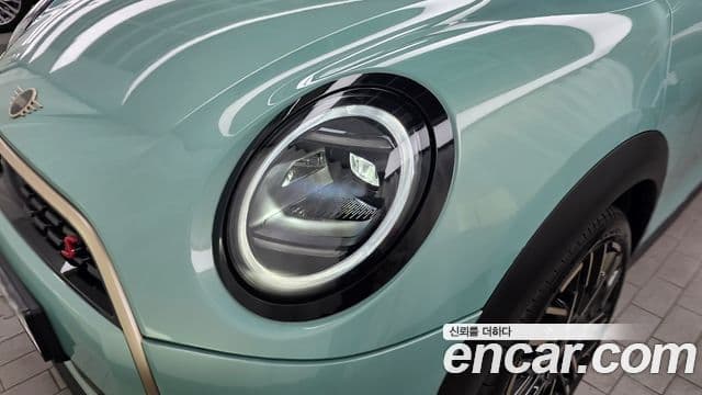 Mini Cooper S 2025 — Photo 14/30