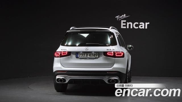 Mercedes-Benz GLB-Class 2023 — Фото 4/20