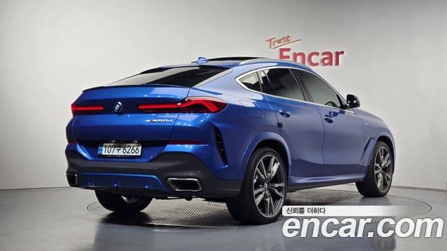 BMW X6 2020 — Photo 22/30